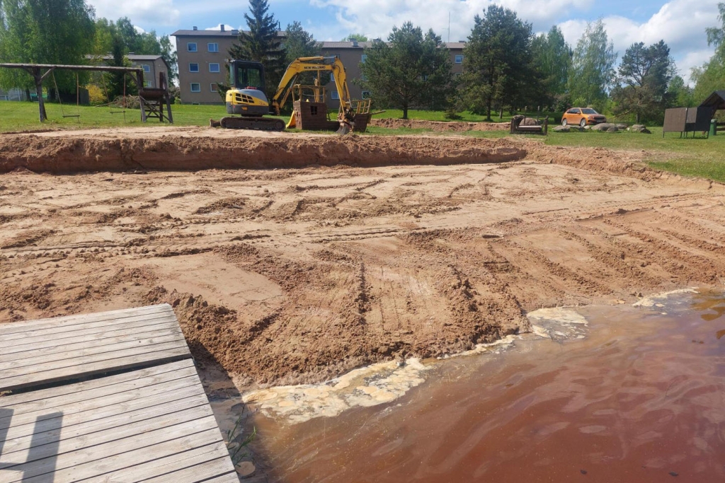 Pala paisjärve taastustööd.jpg