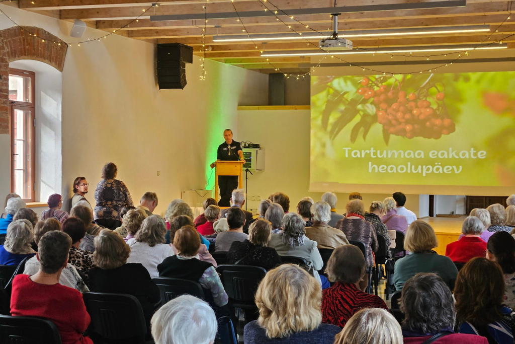 Tartumaa eakate heaolupäev 2024 Alatskivi sõiduhobuste tall_Külaots.png
