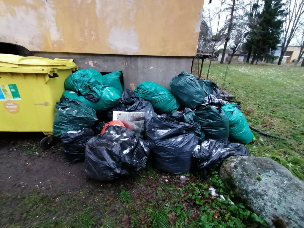 konteinerid Kallaste.jpg